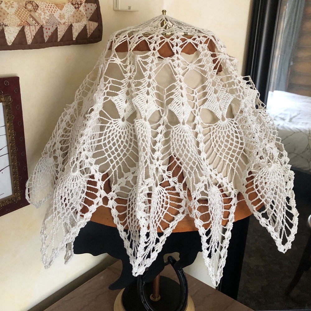 Handmade Crochet Lace Tablecloth - Picture 3 of 4